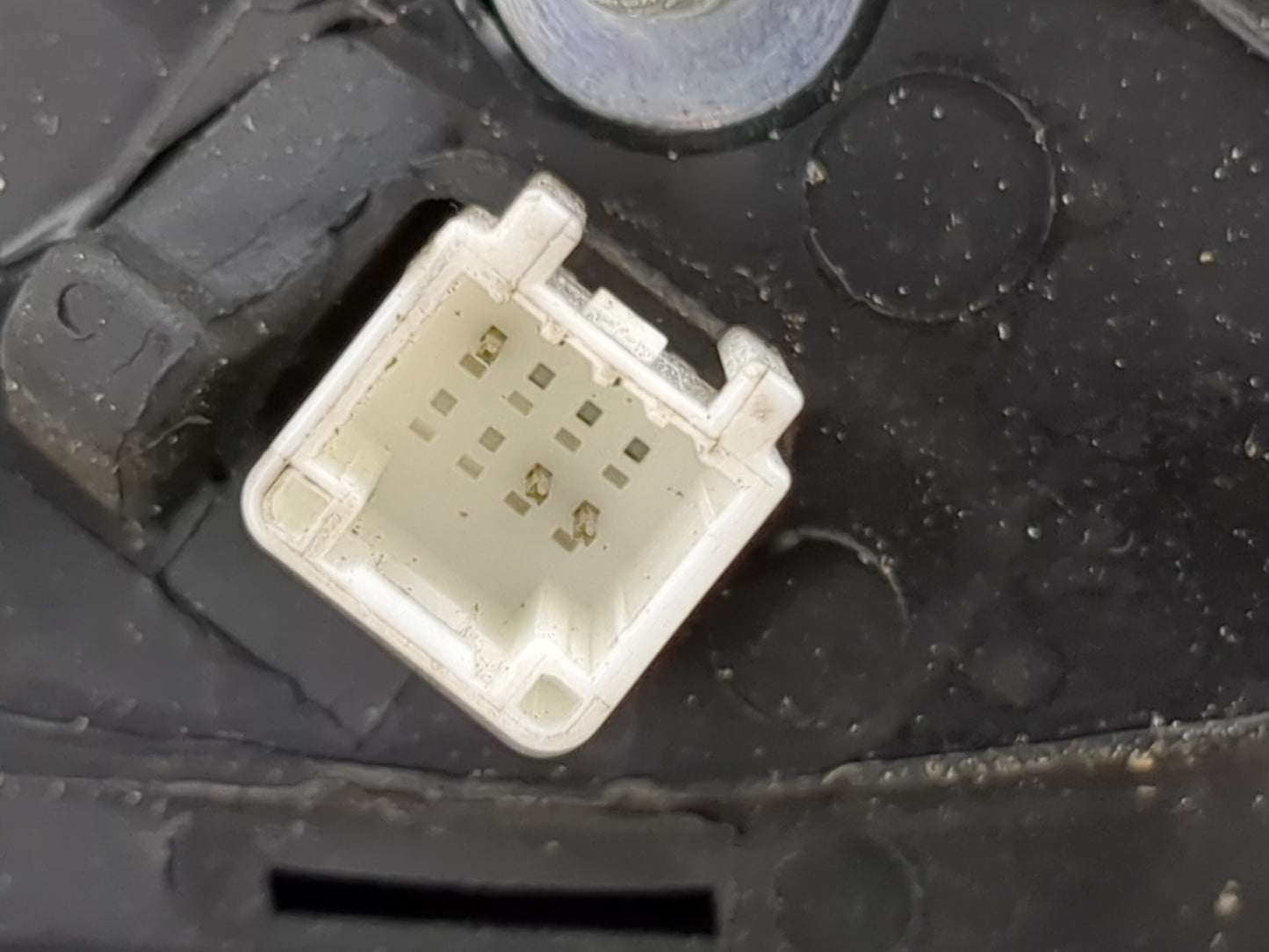 2007-2012 Nissan Altima Passenger Side View Mirror - Right Door Mirror OEM Used - Oemusedautoparts1.com