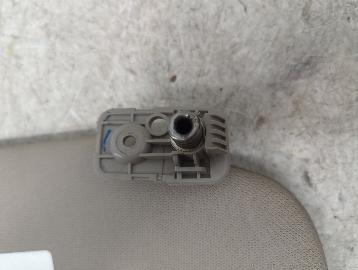2011 Nissan Altima Sun Visor Shade Replacement Passenger Right Mirror Fits OEM Used Auto Parts - Oemusedautoparts1.com
