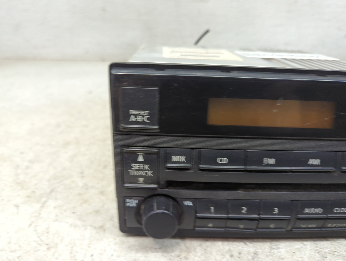 2005-2006 Nissan Altima Radio AM FM Cd Player Receiver Replacement P/N:28185 ZB10B CQ-JN2463X Fits Fits 2005 2006 OEM Used A