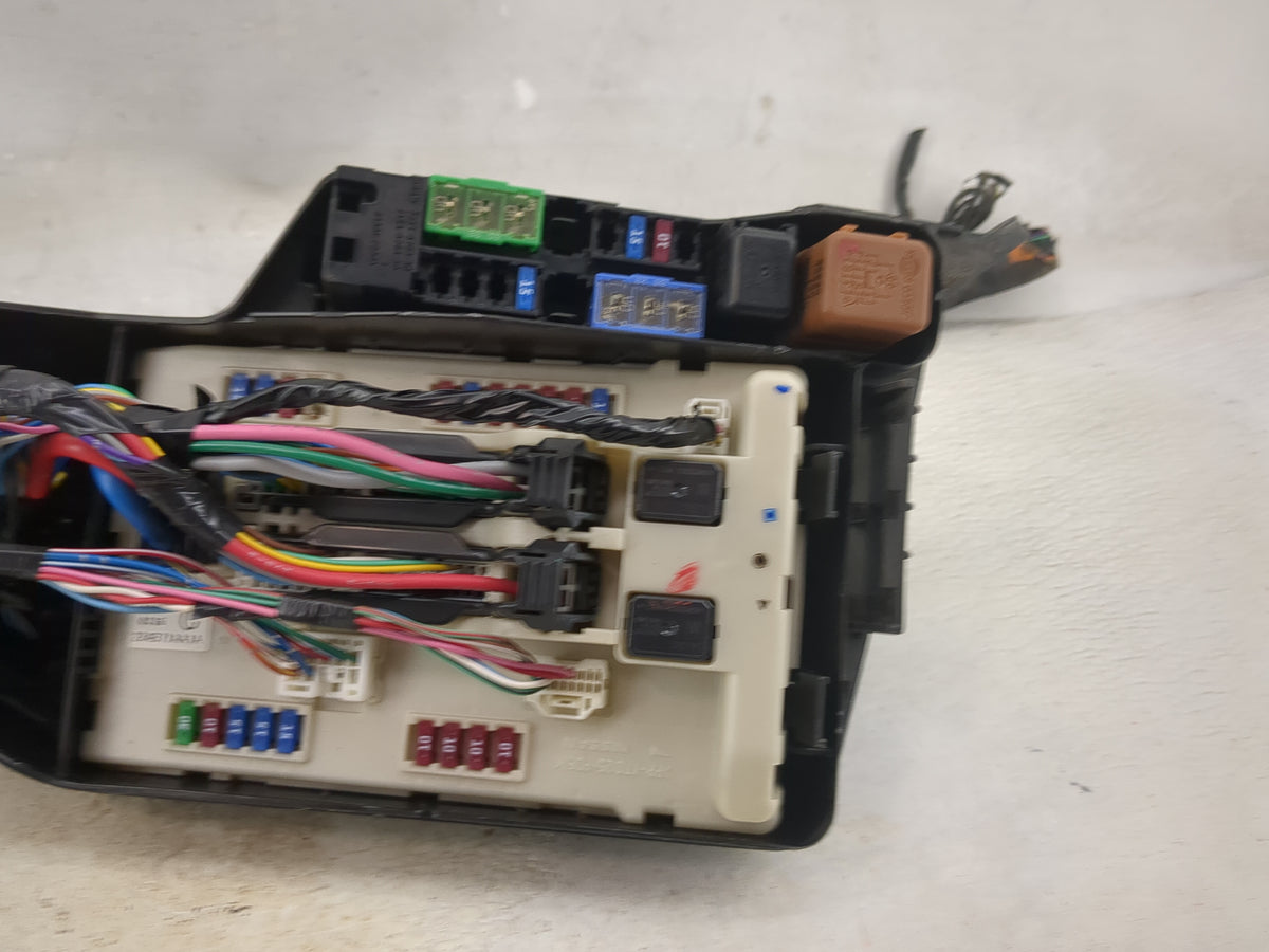 2011 Nissan Altima Fusebox Fuse Box Panel Relay Module P/N:284B71AA1A ZX60A Fits OEM Used Auto Parts - Oemusedautoparts1.com
