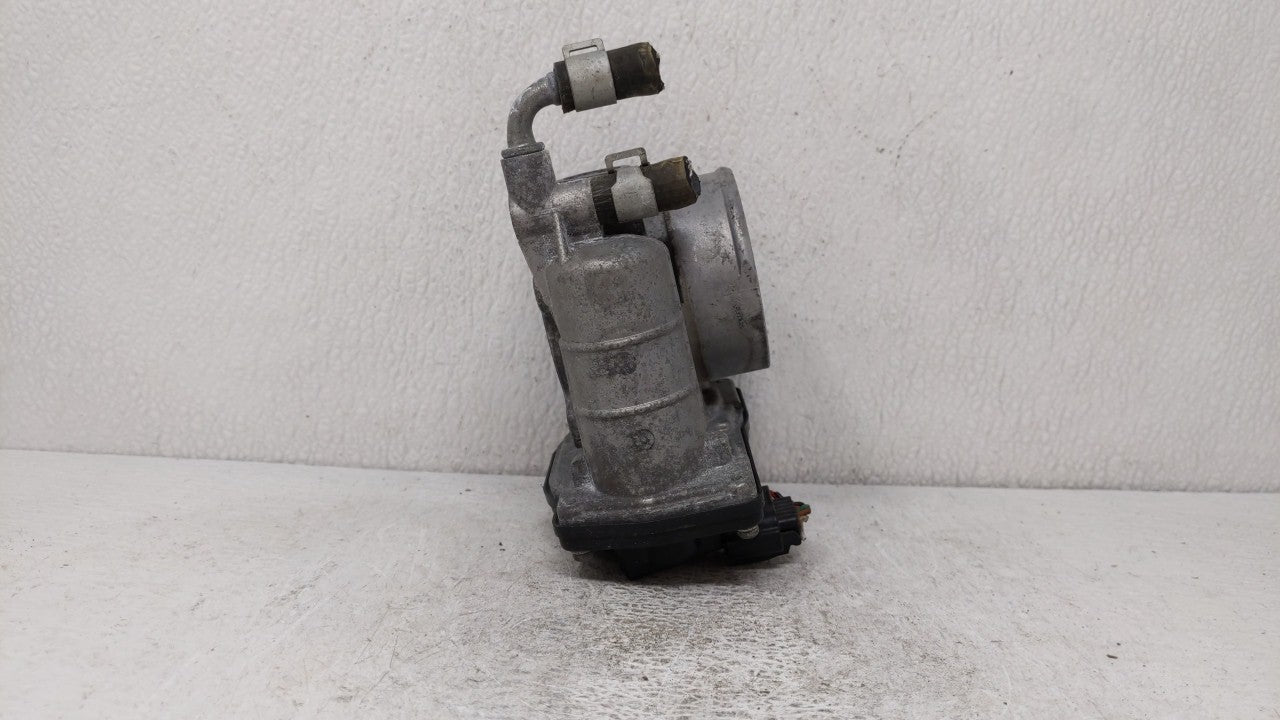 2007-2013 Nissan Altima Throttle Body P/N:RME60-15 Fits Fits 2007 2008 2009 2010 2011 2012 2013 OEM Used Auto Parts - Oemuse
