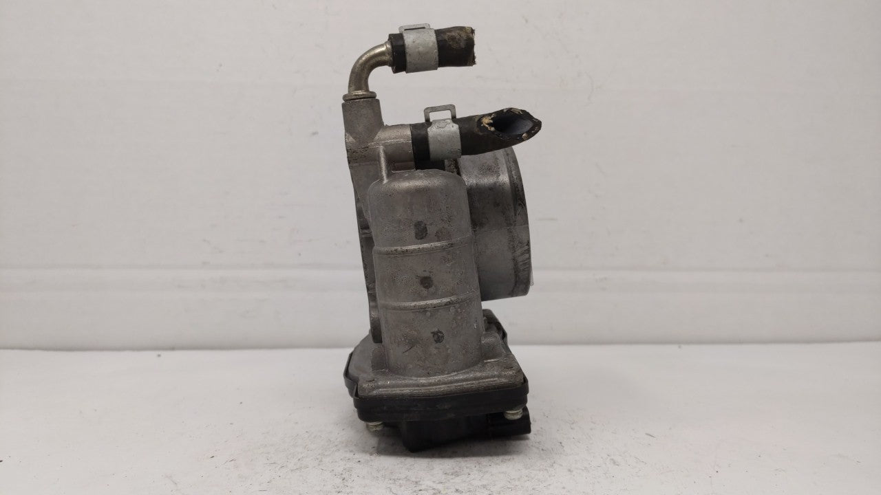 2007-2013 Nissan Altima Throttle Body P/N:RME60-15 Fits Fits 2007 2008 2009 2010 2011 2012 2013 OEM Used Auto Parts - Oemuse