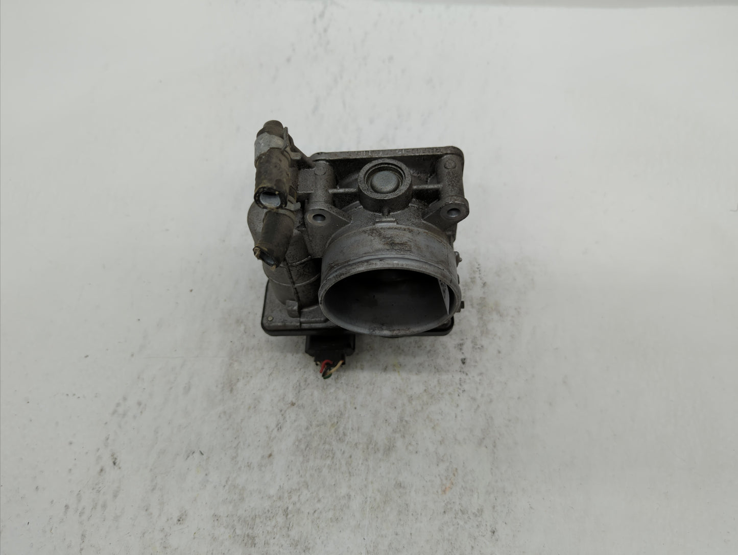 2007-2013 Nissan Altima Throttle Body P/N:RME60-15 Fits Fits 2007 2008 2009 2010 2011 2012 2013 OEM Used Auto Parts - Oemuse