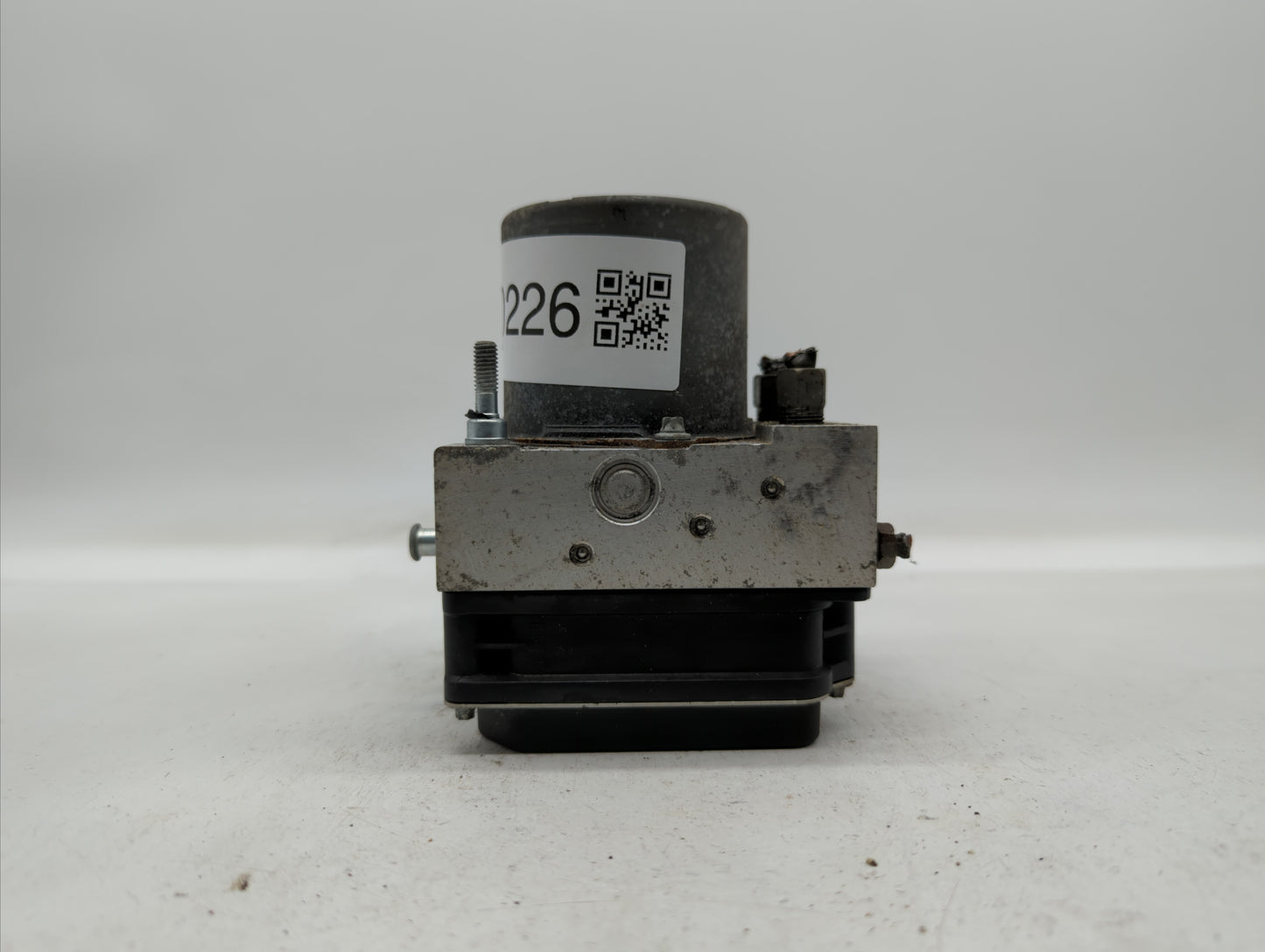 2011-2012 Nissan Altima ABS Pump Control Module Replacement P/N:47660 ZX65A 47660 JA30A, 47660 ZX60A Fits Fits 2011 2012 OEM