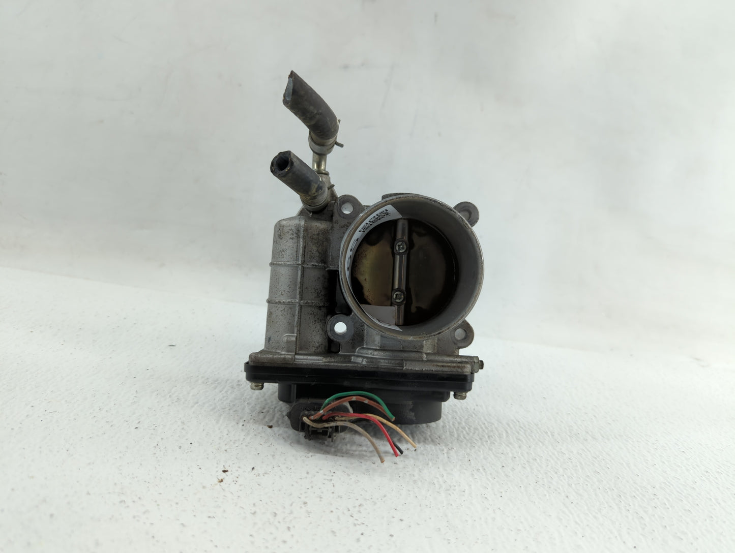 2007-2013 Nissan Altima Throttle Body P/N:526-01 RME60-15 Fits Fits 2007 2008 2009 2010 2011 2012 2013 OEM Used Auto Parts -