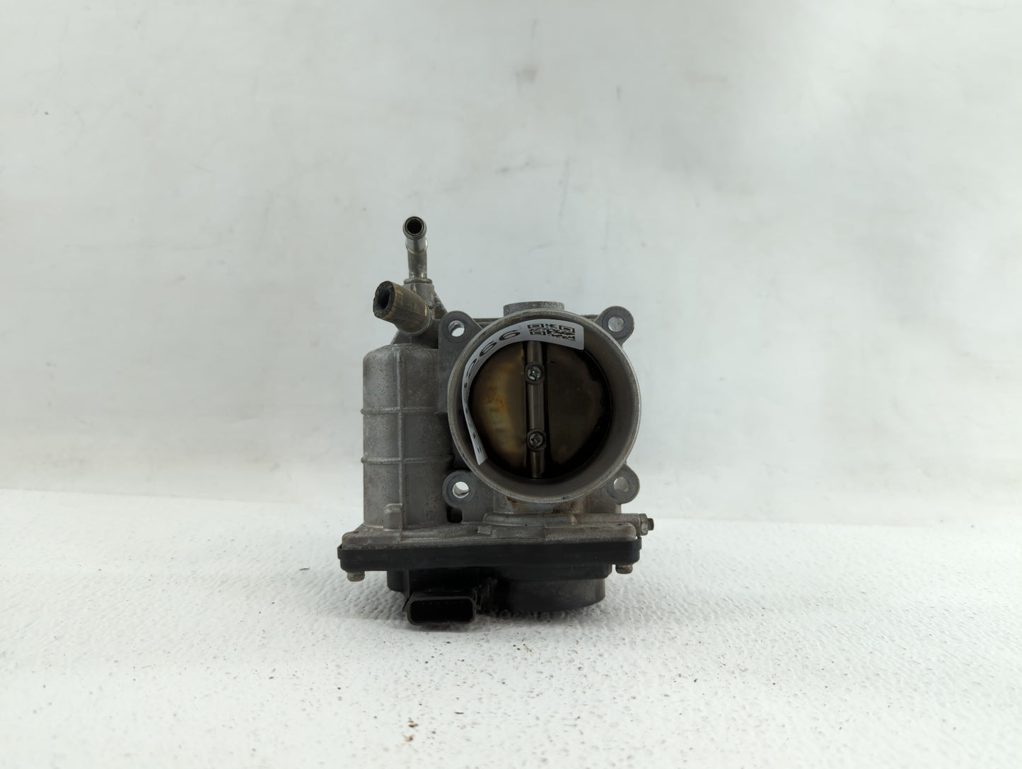 2007-2013 Nissan Altima Throttle Body P/N:526-01 RME60-15 Fits Fits 2007 2008 2009 2010 2011 2012 2013 OEM Used Auto Parts -