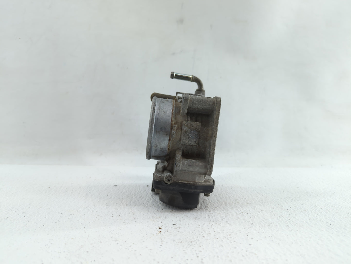 2007-2013 Nissan Altima Throttle Body P/N:526-01 RME60-15 Fits Fits 2007 2008 2009 2010 2011 2012 2013 OEM Used Auto Parts -