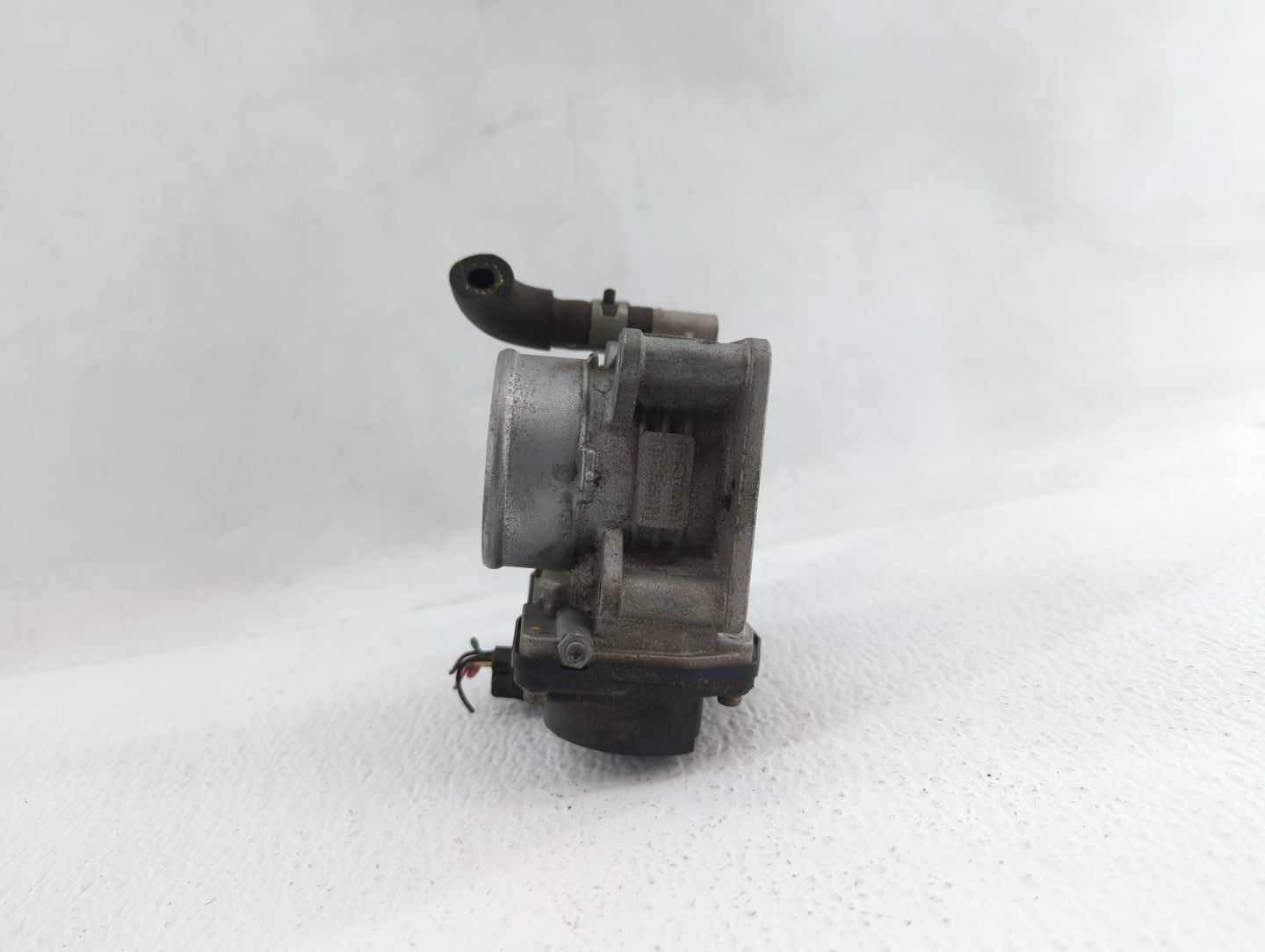 2007-2013 Nissan Altima Throttle Body P/N:526-01 RME60-15 Fits Fits 2007 2008 2009 2010 2011 2012 2013 OEM Used Auto Parts -