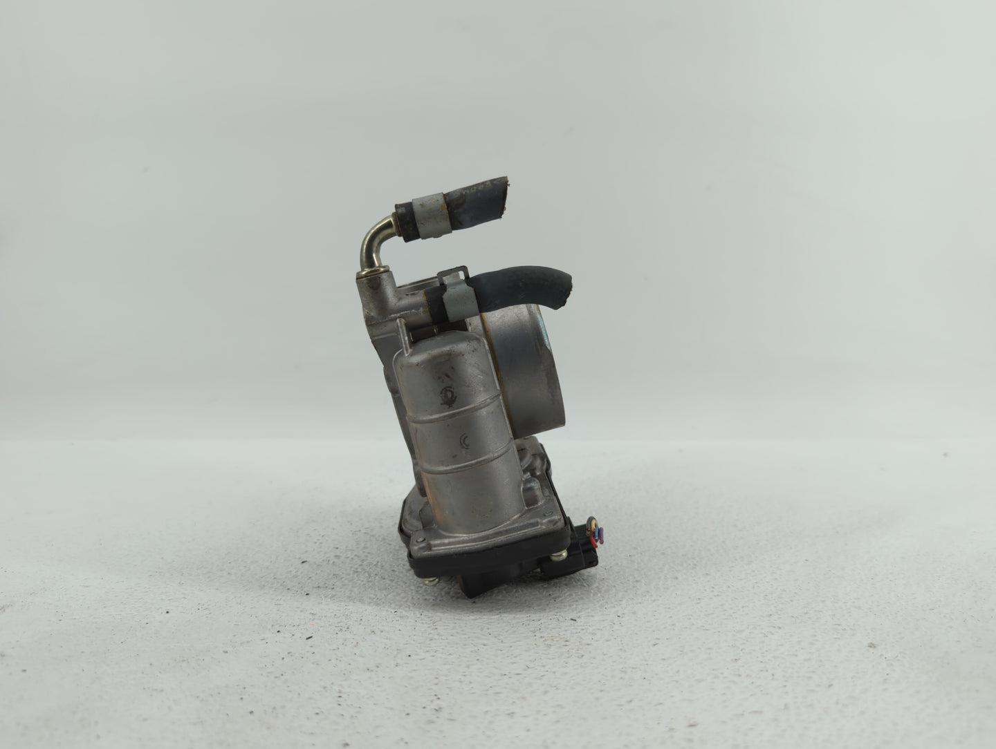 2007-2013 Nissan Altima Throttle Body P/N:RME60-16 526-01, RME60-15 Fits Fits 2007 2008 2009 2010 2011 2012 2013 OEM Used Au