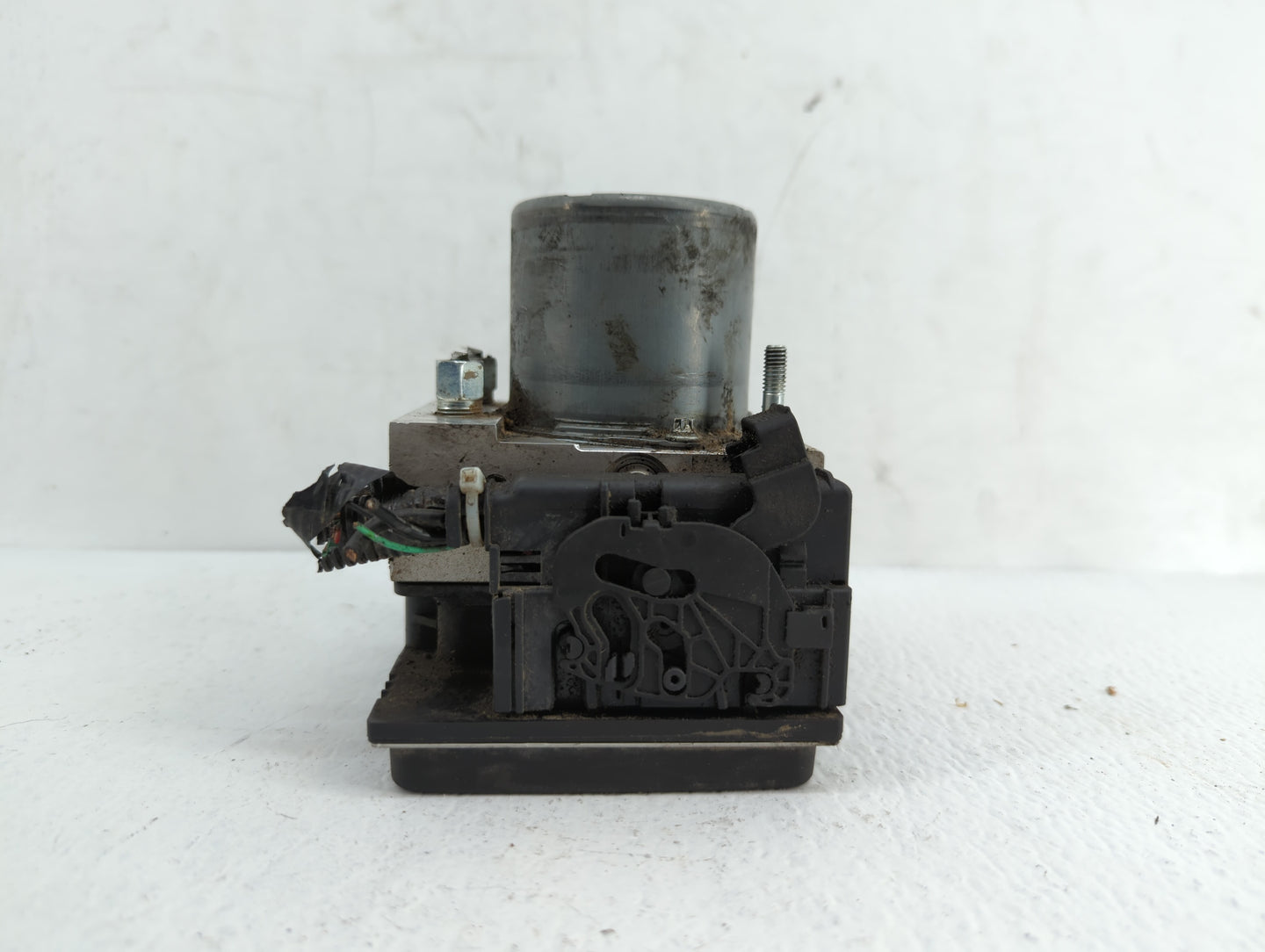 2011-2012 Nissan Altima ABS Pump Control Module Replacement P/N:265 251 446 AB 47660 ZX65A, 47660 JA30A Fits Fits 2011 2012 