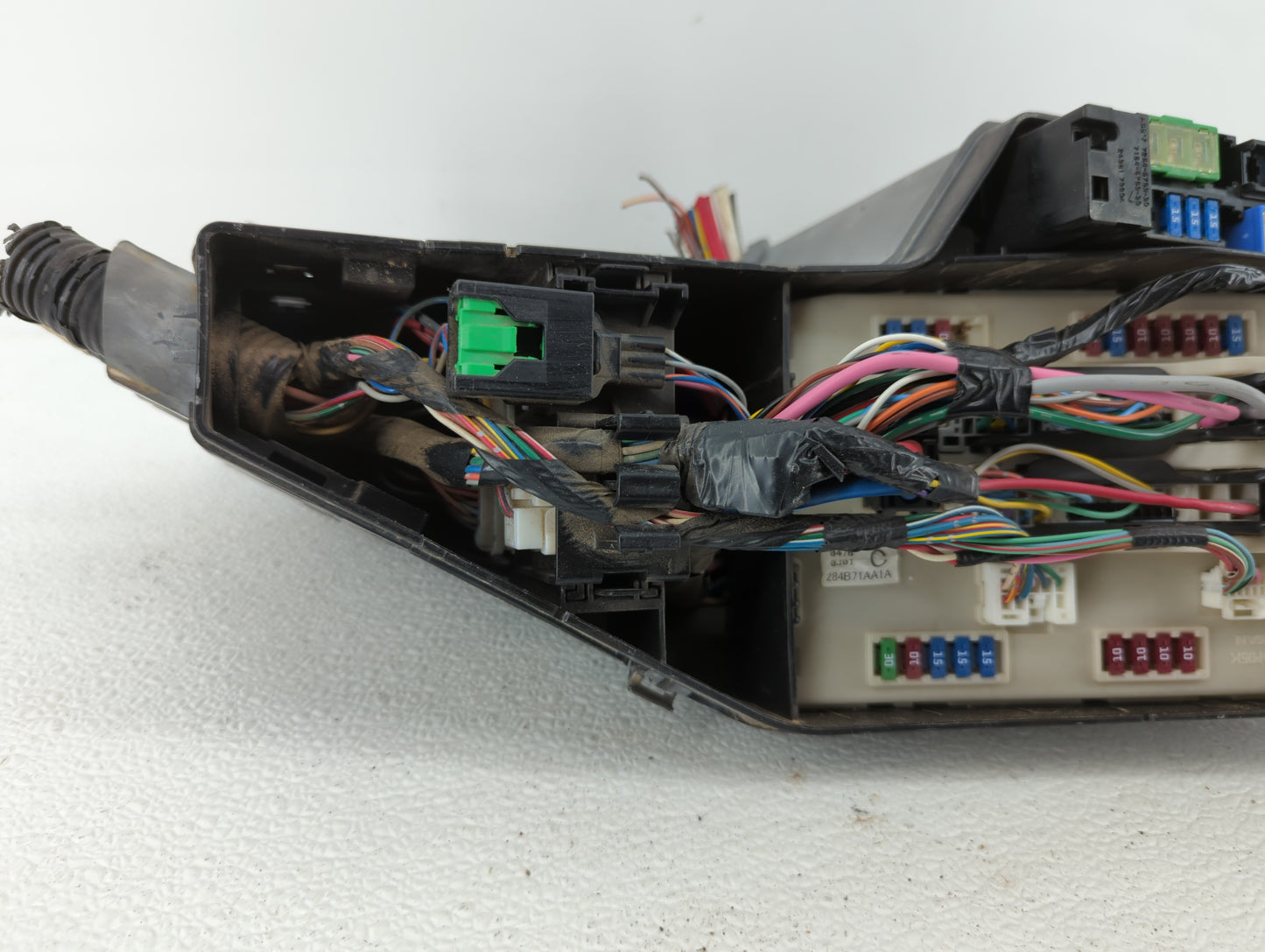 2011 Nissan Altima Fusebox Fuse Box Panel Relay Module P/N:284B71HR0C 284B71AA1A Fits OEM Used Auto Parts - Oemusedautoparts