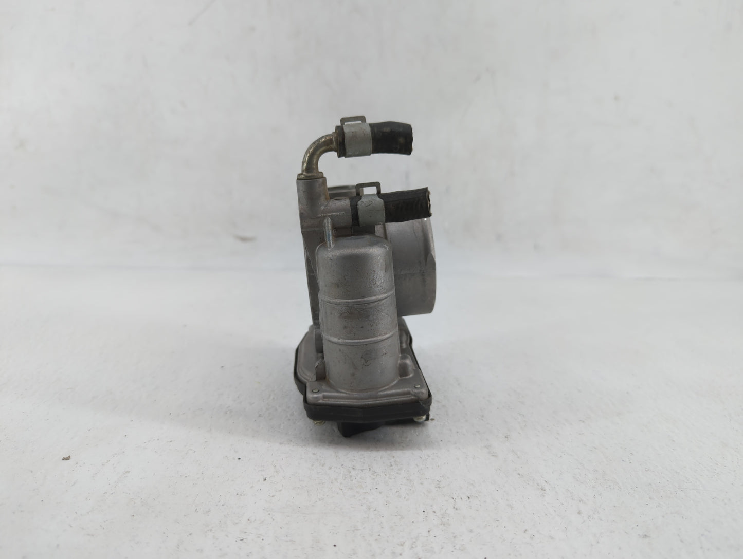 2007-2013 Nissan Altima Throttle Body P/N:526-01 RME60-15 Fits Fits 2007 2008 2009 2010 2011 2012 2013 OEM Used Auto Parts -