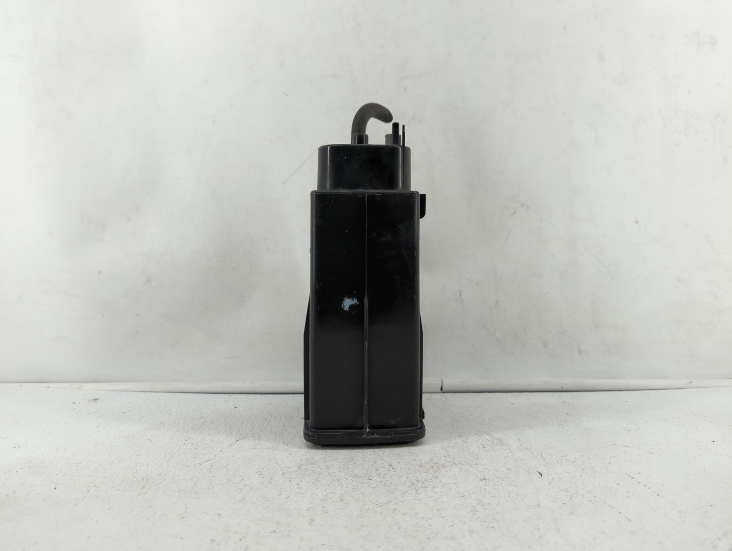 2011 Nissan Altima Fuel Vapor Charcoal Canister 384889 - Oemusedautoparts1.com