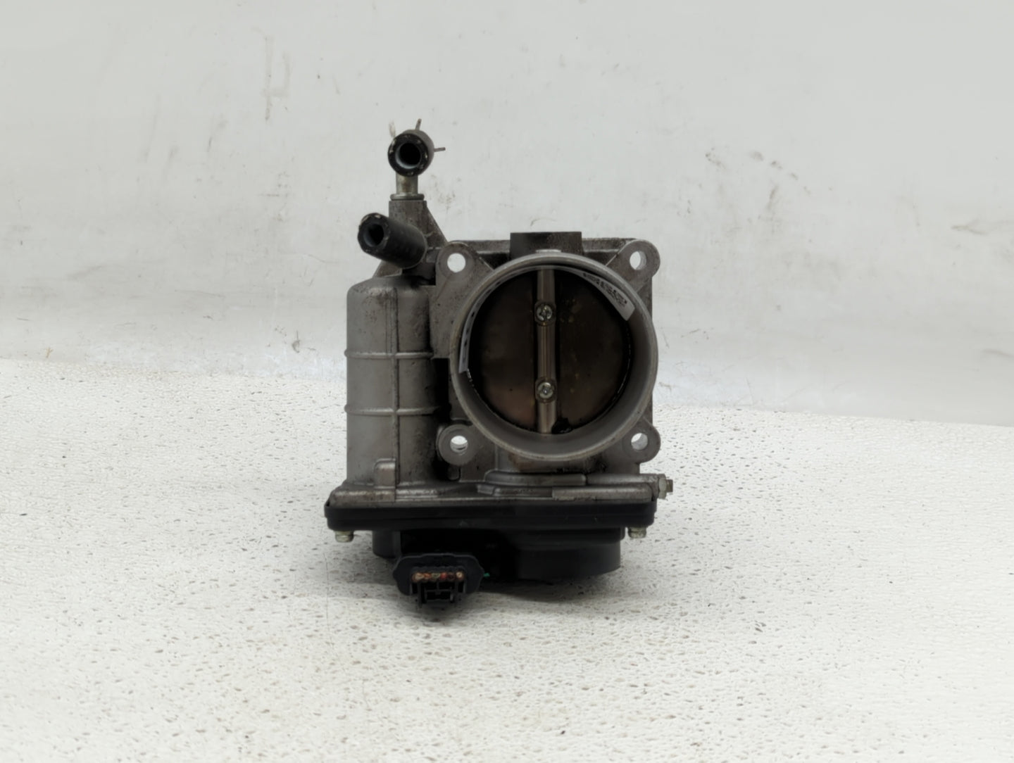 2007-2013 Nissan Altima Throttle Body P/N:526-01 RME60-15 Fits Fits 2007 2008 2009 2010 2011 2012 2013 OEM Used Auto Parts -