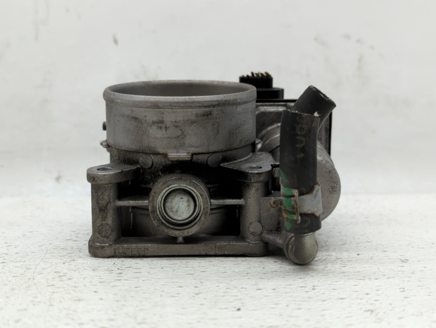 2007-2013 Nissan Altima Throttle Body P/N:526-01 RME60-15 Fits Fits 2007 2008 2009 2010 2011 2012 2013 OEM Used Auto Parts -
