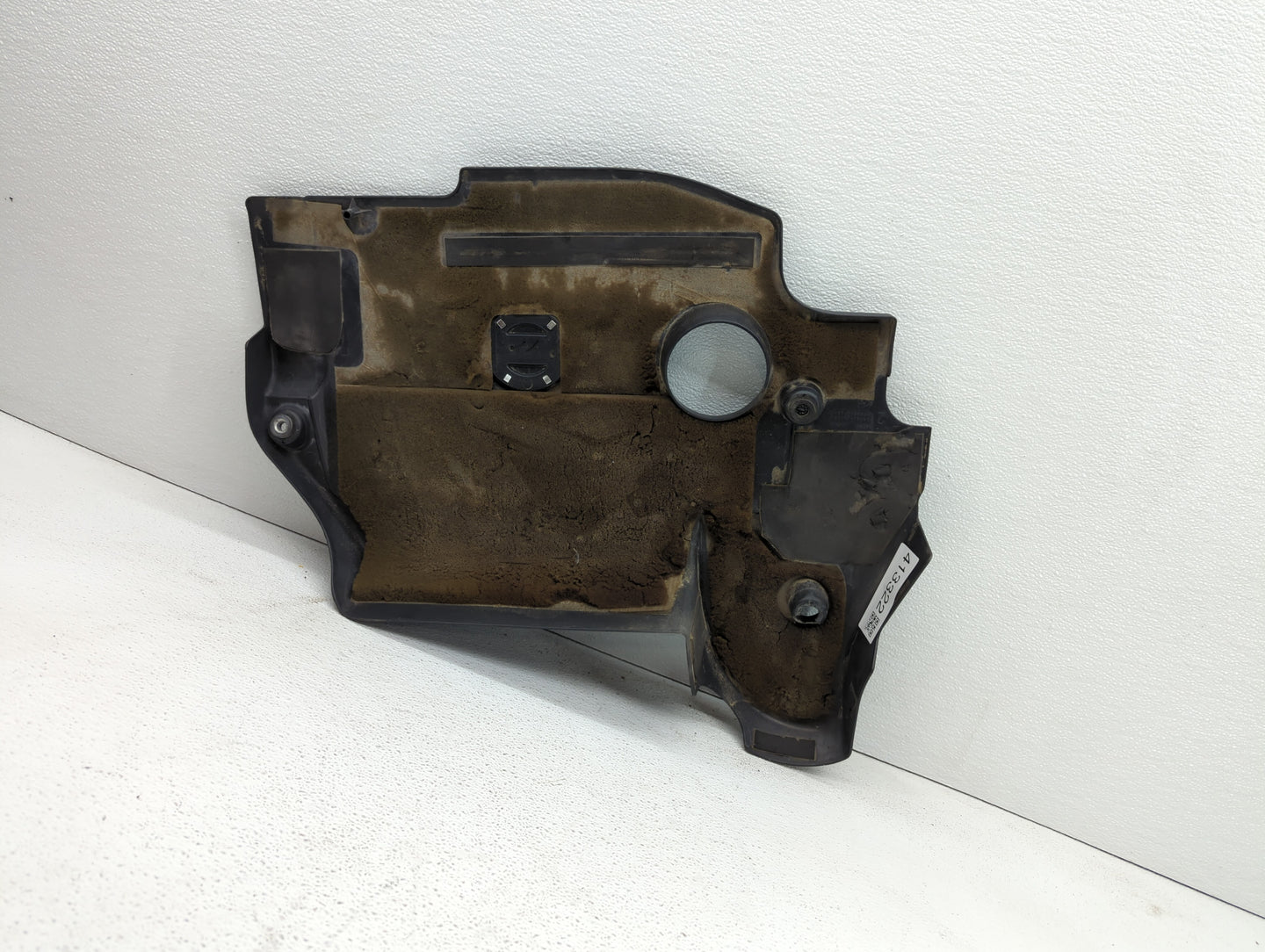 2011 Nissan Altima Engine Cover - Oemusedautoparts1.com
