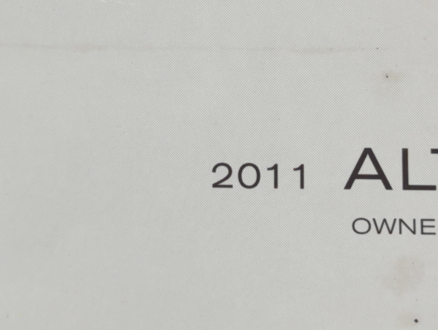 2011 Nissan Altima Owners Manual Book Guide OEM Used Auto Parts - Oemusedautoparts1.com