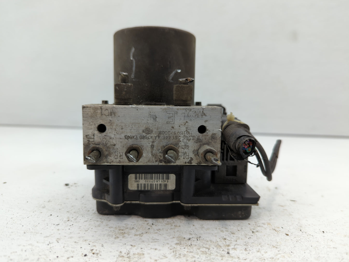 2011-2012 Nissan Altima ABS Pump Control Module Replacement P/N:47660 ZX60A Fits Fits 2011 2012 OEM Used Auto Parts - Oemuse
