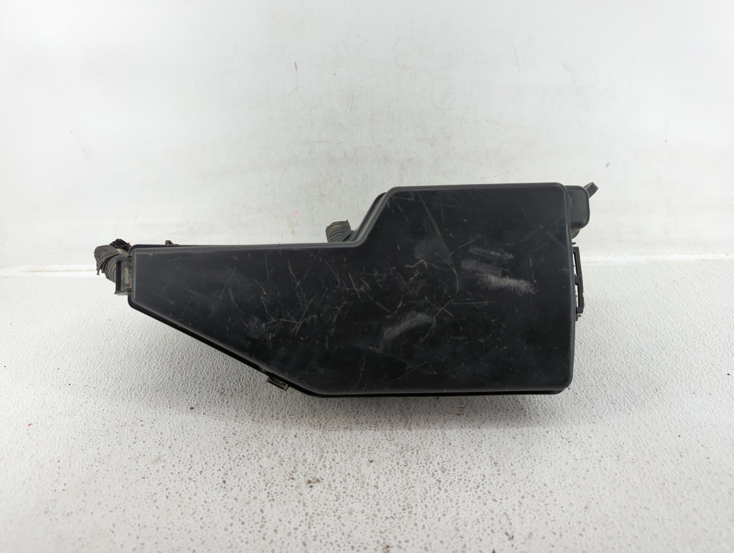 2011 Nissan Altima Fusebox Fuse Box Panel Relay Module P/N:284B71HR0C 284B71AA1A Fits OEM Used Auto Parts - Oemusedautoparts