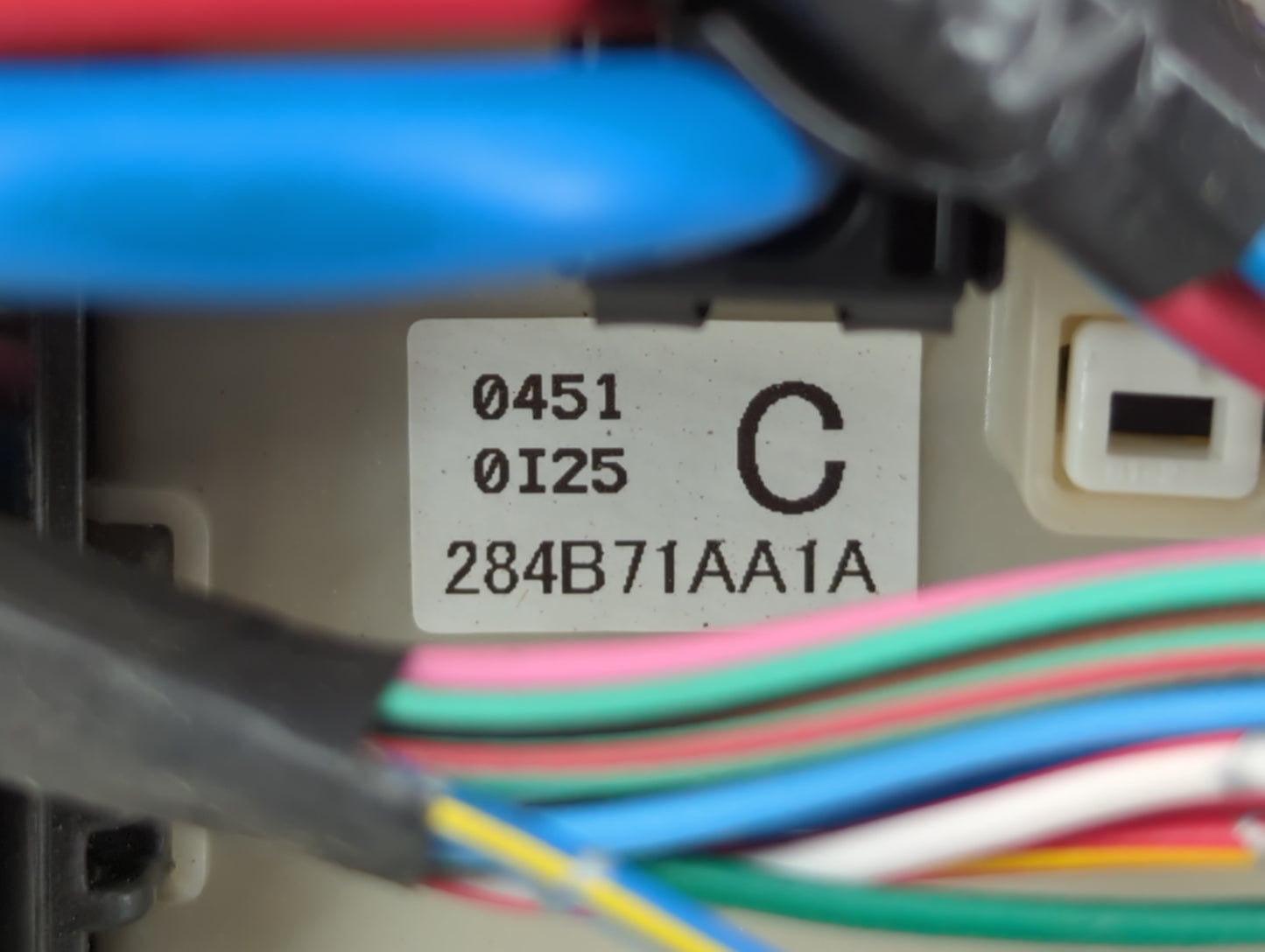 2011 Nissan Altima Fusebox Fuse Box Panel Relay Module P/N:284B71HR0C 284B71AA1A Fits OEM Used Auto Parts - Oemusedautoparts