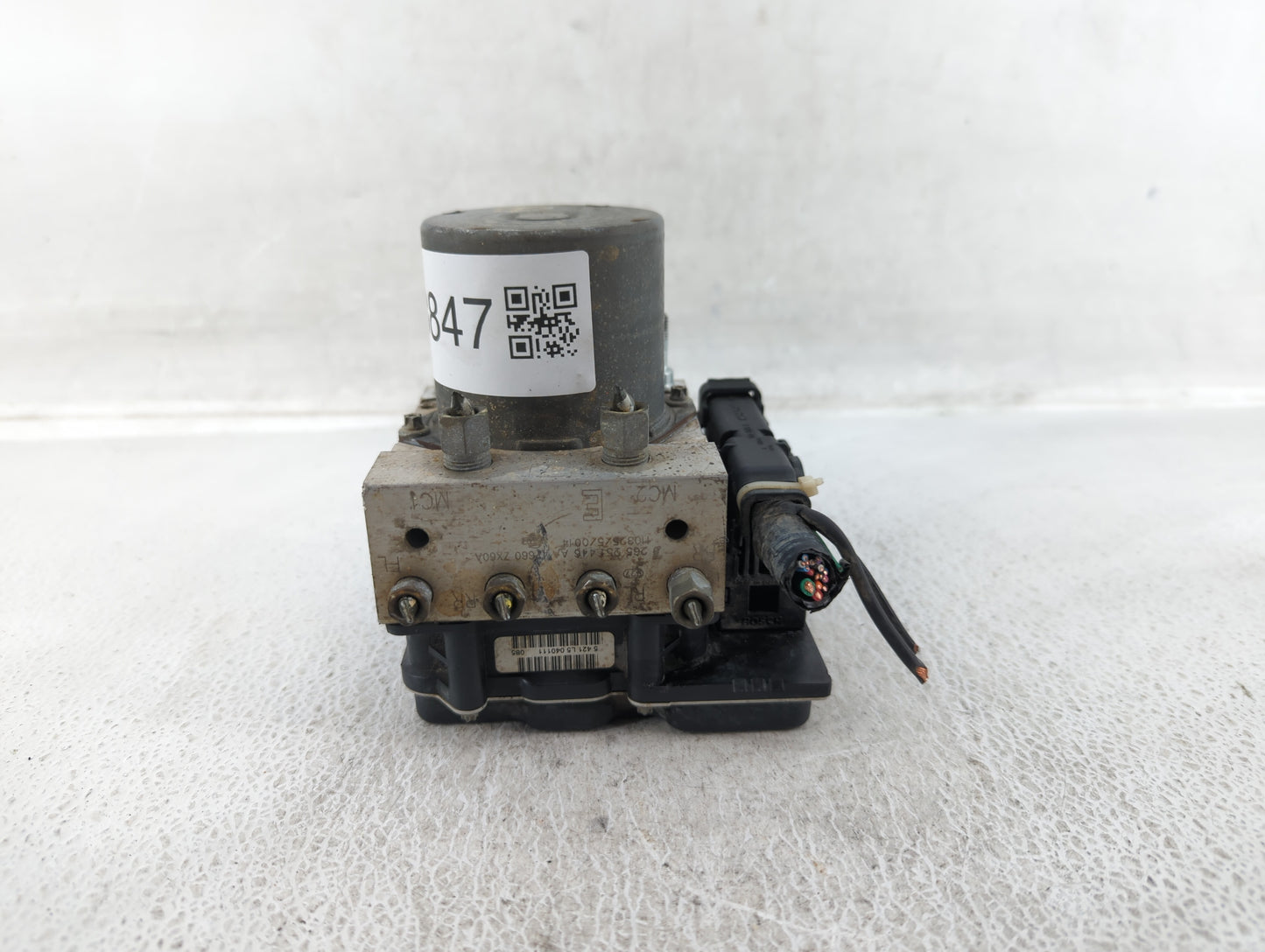 2011 Nissan Altima Throttle Body P/N:47660 ZX60A Fits OEM Used Auto Parts - Oemusedautoparts1.com
