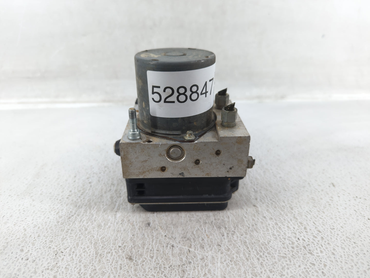 2011 Nissan Altima Throttle Body P/N:47660 ZX60A Fits OEM Used Auto Parts - Oemusedautoparts1.com