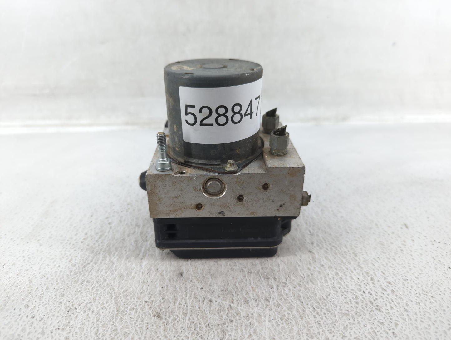 2011 Nissan Altima Throttle Body P/N:47660 ZX60A Fits OEM Used Auto Parts - Oemusedautoparts1.com