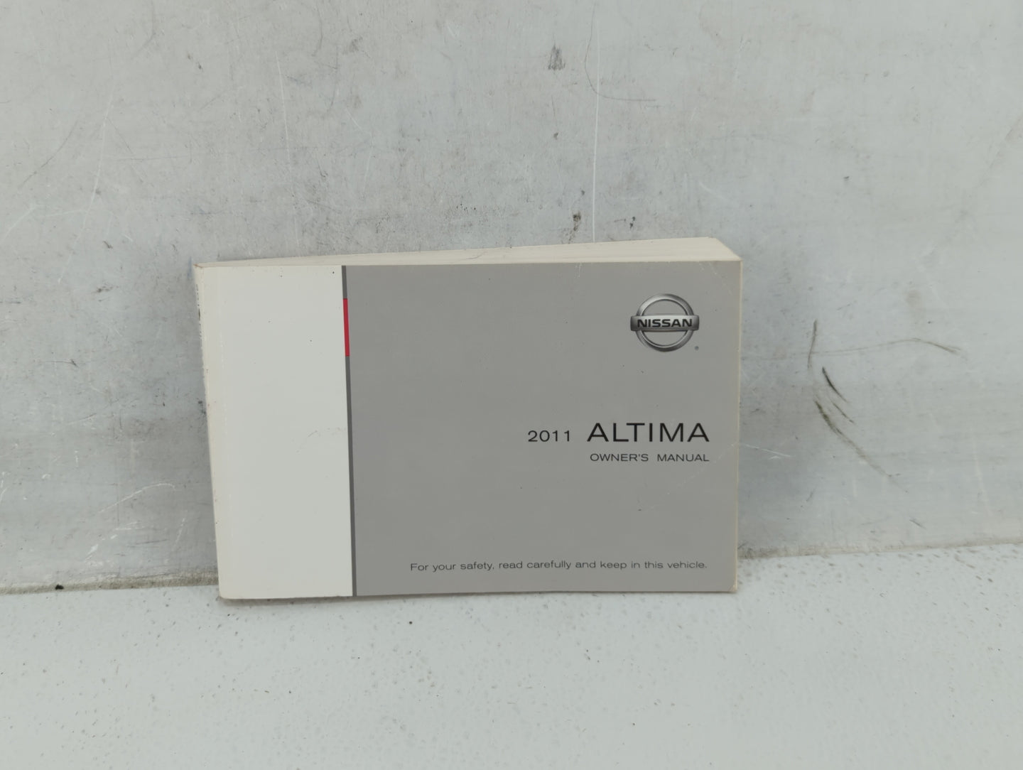 2011 Nissan Altima Owners Manual Book Guide P/N:OM1E-0L32U0 OEM Used Auto Parts - Oemusedautoparts1.com