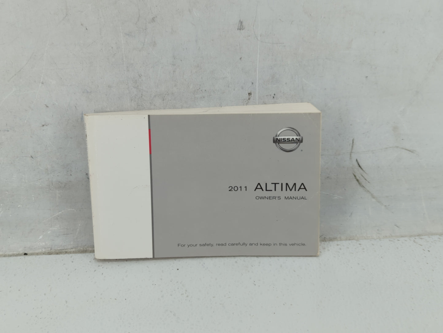 2011 Nissan Altima Owners Manual Book Guide P/N:OM1E-0L32U0 OEM Used Auto Parts - Oemusedautoparts1.com