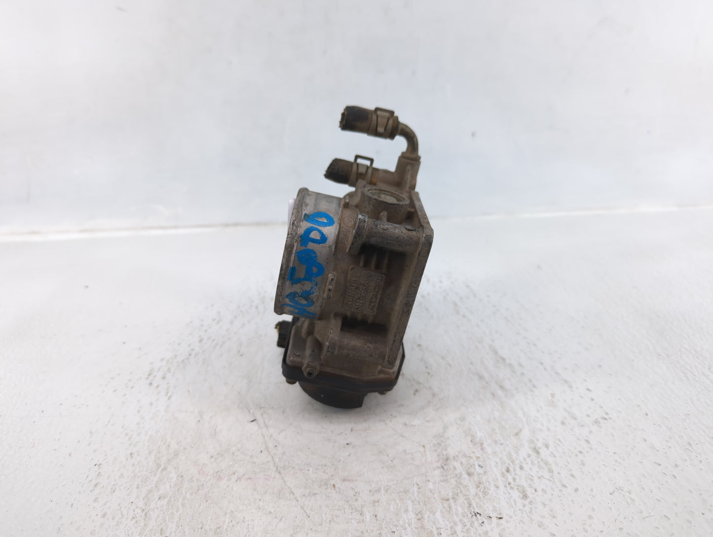 2007-2013 Nissan Altima Throttle Body P/N:RME60-15 Fits Fits 2007 2008 2009 2010 2011 2012 2013 OEM Used Auto Parts - Oemuse