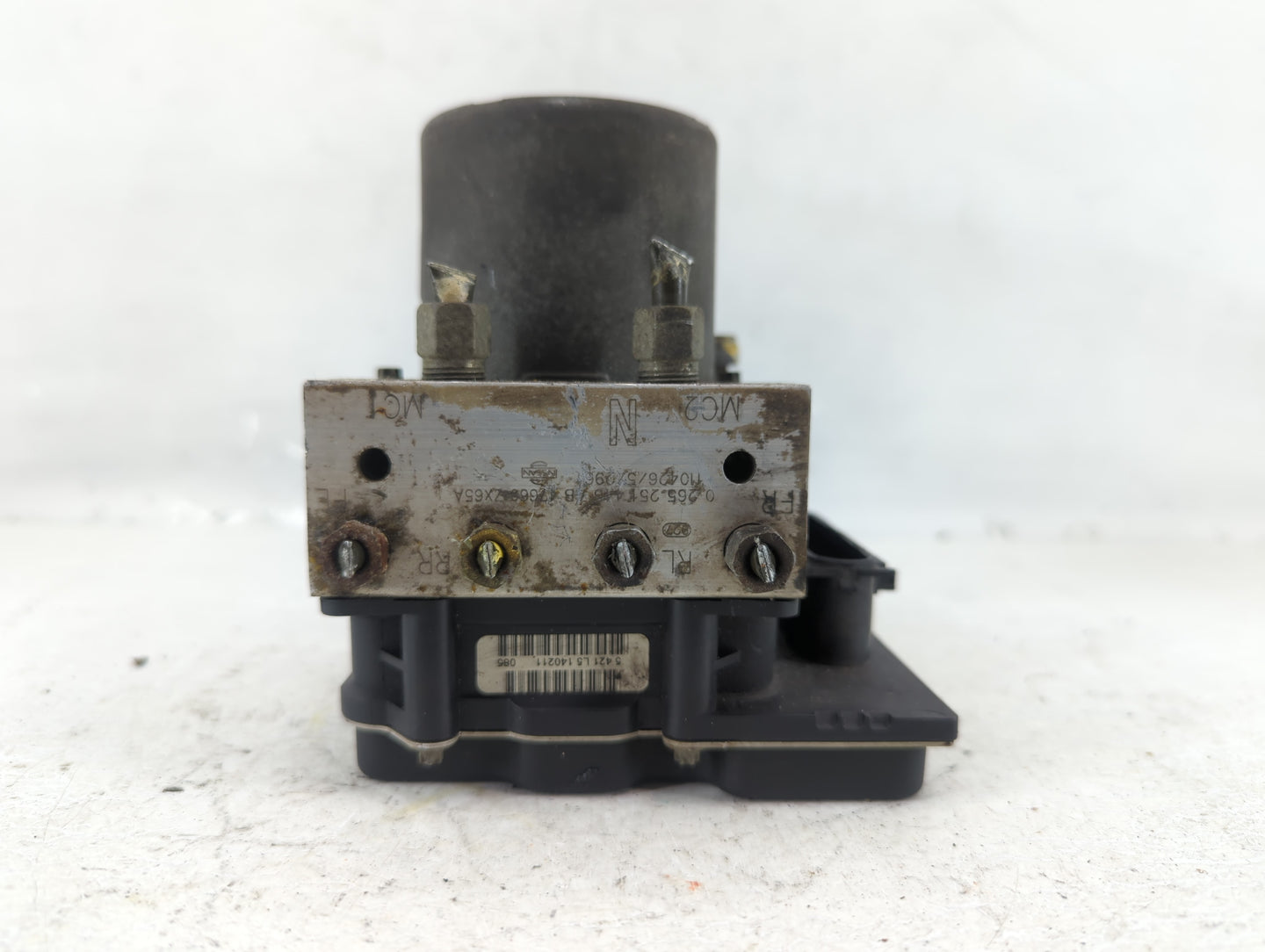 2011-2013 Nissan Altima ABS Pump Control Module Replacement P/N:47668 ZX65A 0 265 251 4467 B Fits Fits 2011 2012 2013 OEM Us