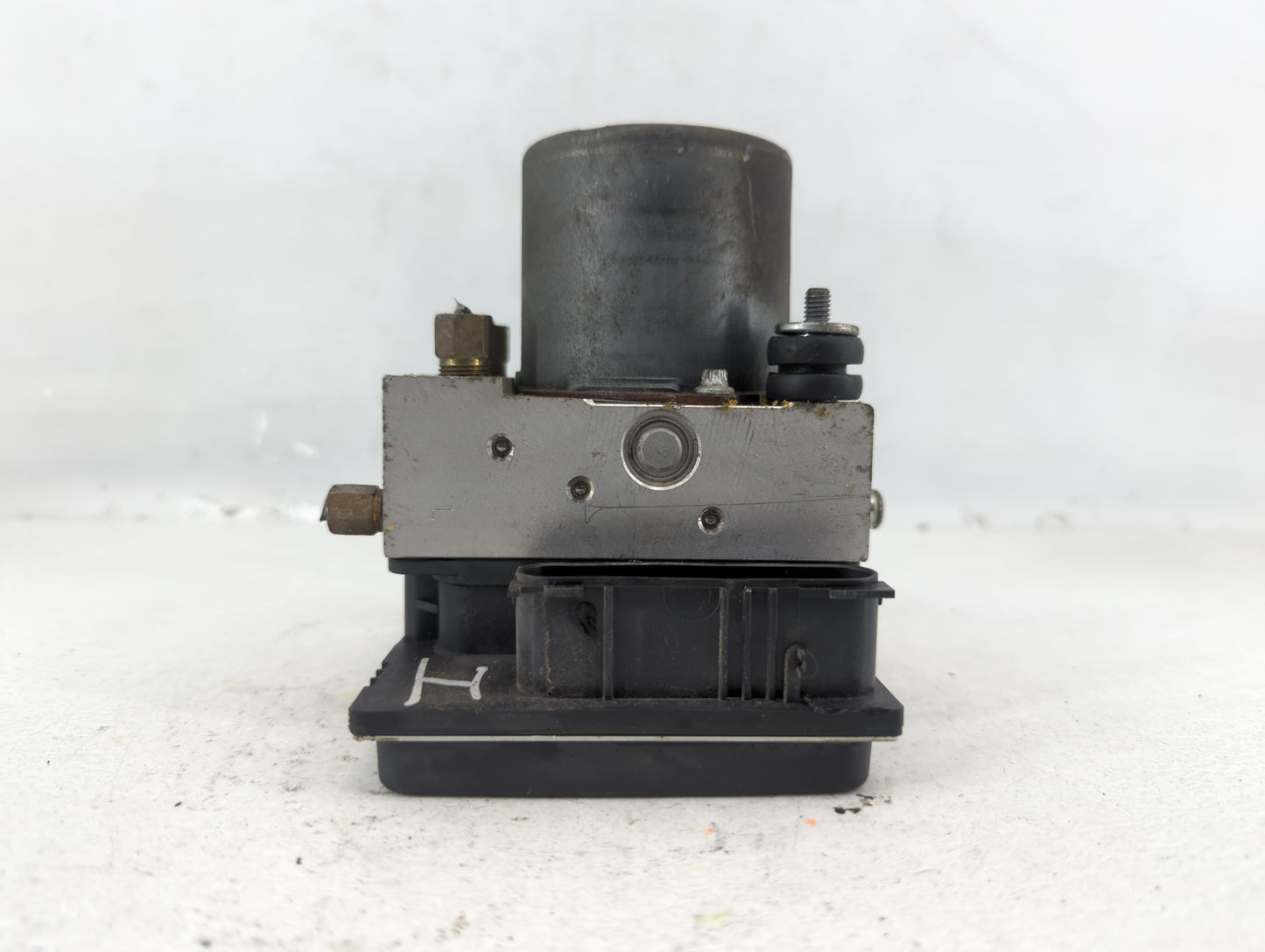 2011-2012 Nissan Altima ABS Pump Control Module Replacement P/N:47660 ZX50A Fits Fits 2011 2012 OEM Used Auto Parts - Oemuse