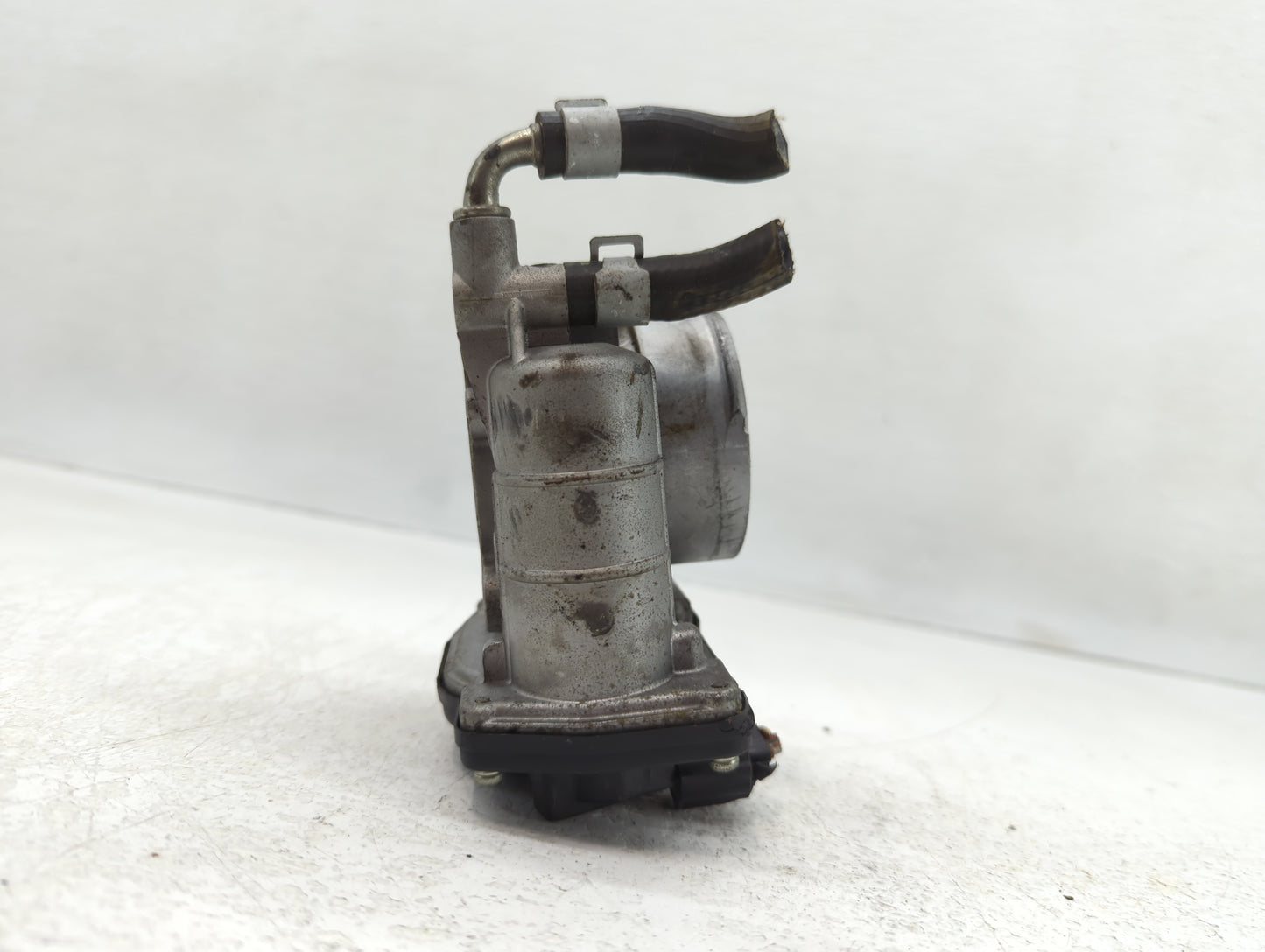 2007-2013 Nissan Altima Throttle Body P/N:K 1X19 3 526-01 Fits Fits 2007 2008 2009 2010 2011 2012 2013 OEM Used Auto Parts -