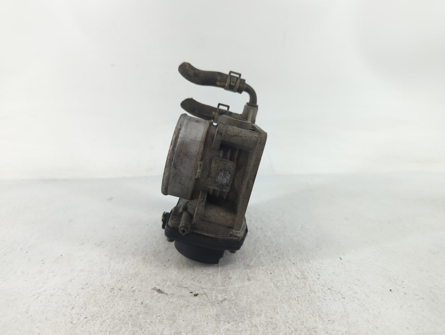 2007-2013 Nissan Altima Throttle Body P/N:K 0Z02 1 526-01 Fits Fits 2007 2008 2009 2010 2011 2012 2013 OEM Used Auto Parts -