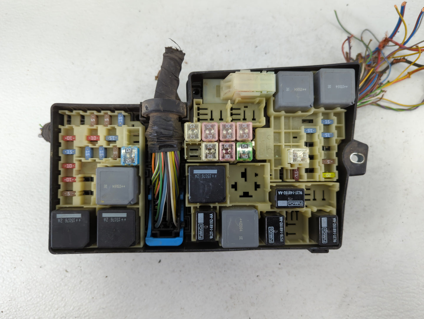 2011-2013 Nissan Altima Fusebox Fuse Box Panel Relay Module P/N:AV6T-14A067-AD Fits Fits 2011 2012 2013 OEM Used Auto Parts 