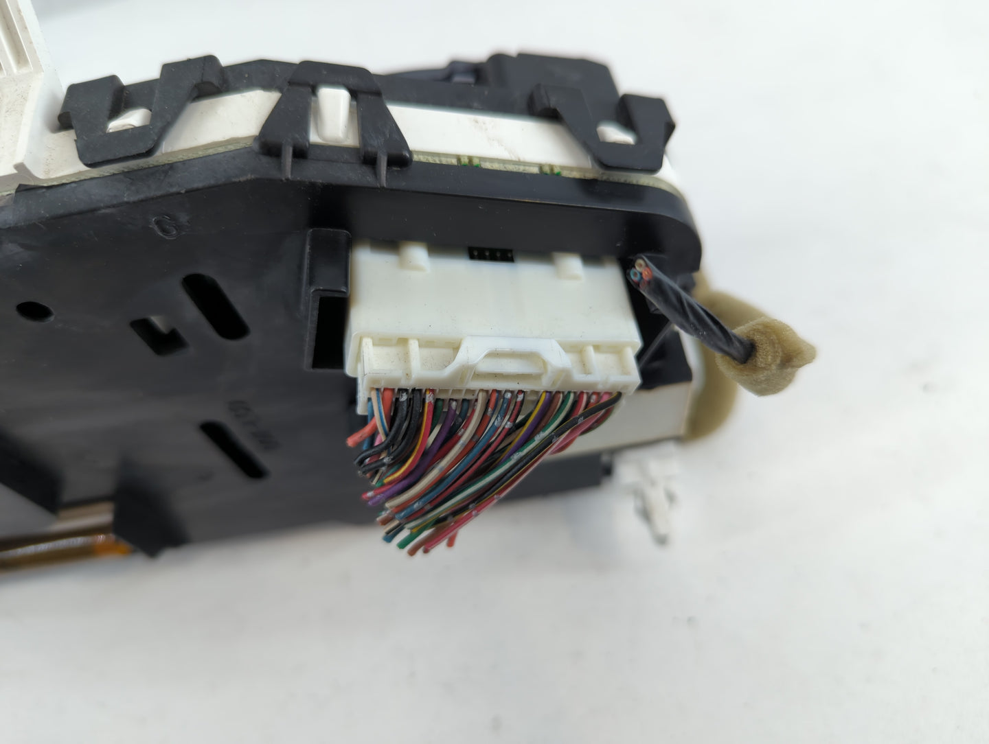 2011-2013 Nissan Altima Instrument Cluster Speedometer Gauges Fits Fits 2011 2012 2013 OEM Used Auto Parts - Oemusedautopart