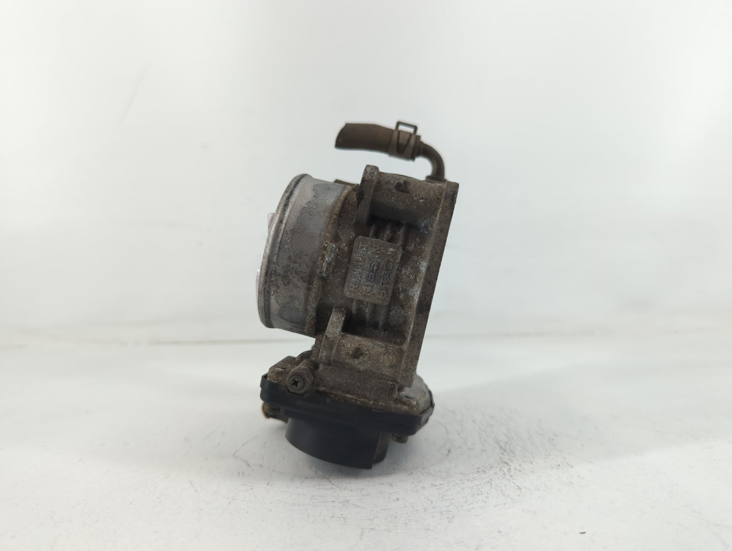 2007-2013 Nissan Altima Throttle Body P/N:K 0Z20 3 526-01 Fits Fits 2007 2008 2009 2010 2011 2012 2013 OEM Used Auto Parts -