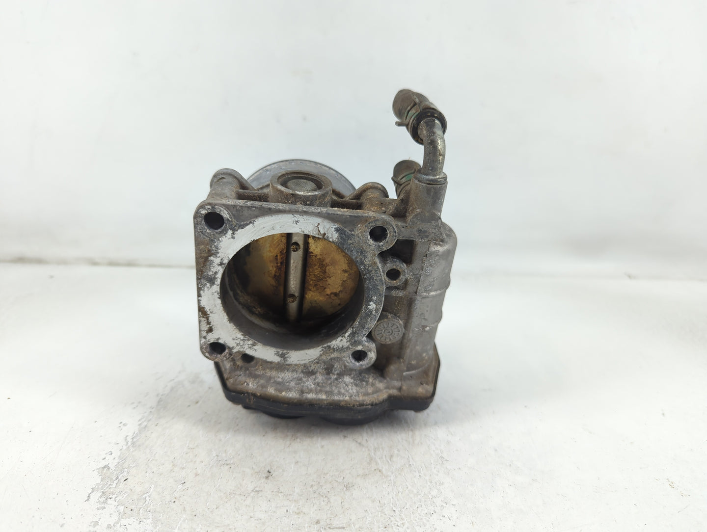 2007-2013 Nissan Altima Throttle Body P/N:K 0Y15 3 626-01 Fits Fits 2007 2008 2009 2010 2011 2012 2013 OEM Used Auto Parts -