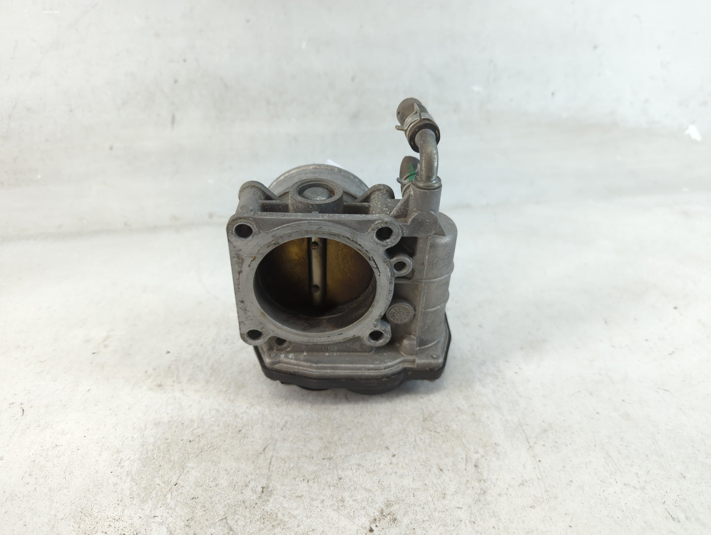 2007-2013 Nissan Altima Throttle Body P/N:RME60-15 Fits Fits 2007 2008 2009 2010 2011 2012 2013 OEM Used Auto Parts - Oemuse
