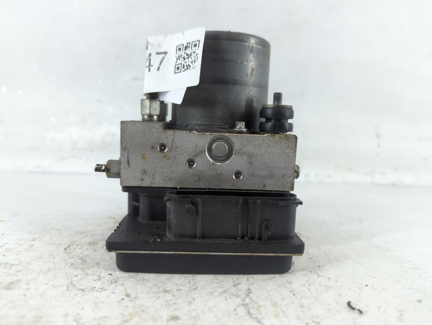2011-2013 Nissan Altima ABS Pump Control Module Replacement P/N:47660 ZX65A Fits Fits 2011 2012 2013 OEM Used Auto Parts - O