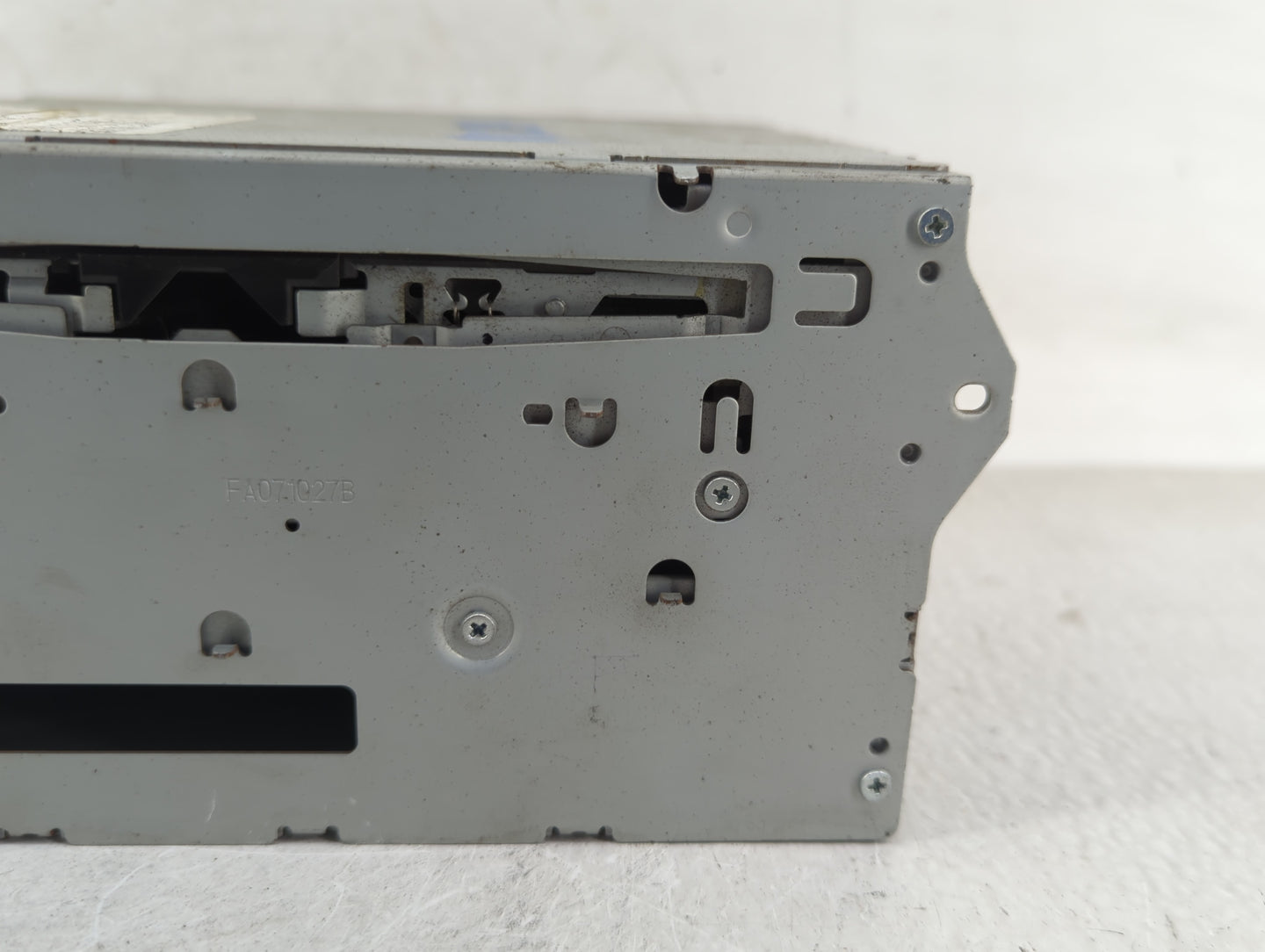 2008-2012 Nissan Armada Radio AM FM Cd Player Receiver Replacement Fits Fits 2008 2009 2010 2011 2012 OEM Used Auto Parts - 