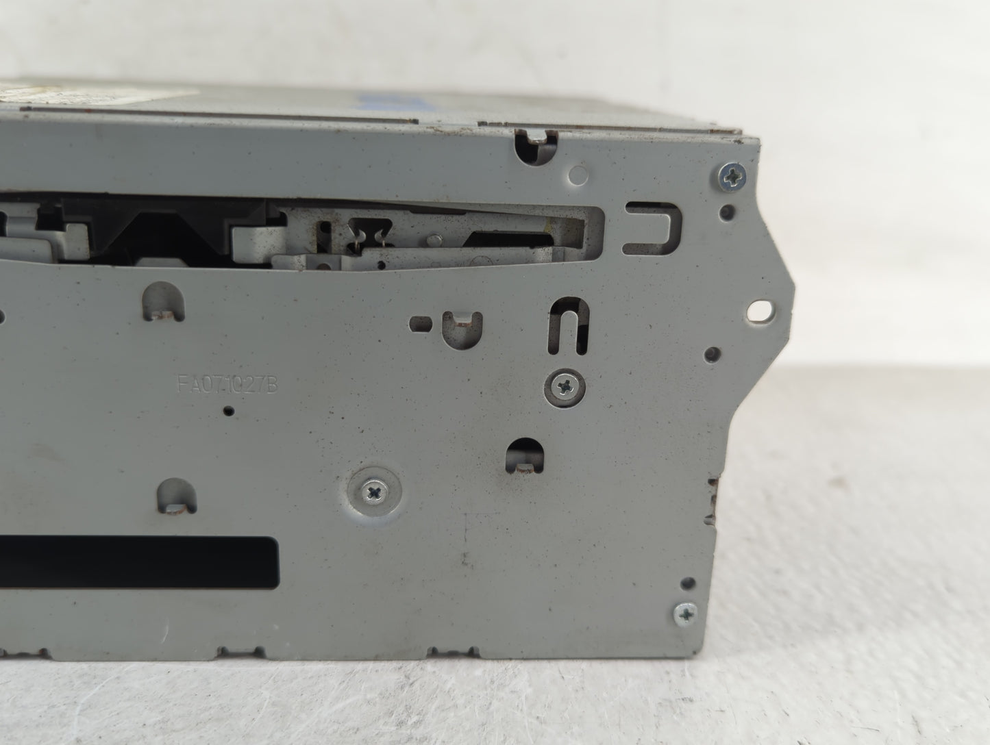 2008-2012 Nissan Armada Radio AM FM Cd Player Receiver Replacement Fits Fits 2008 2009 2010 2011 2012 OEM Used Auto Parts - 