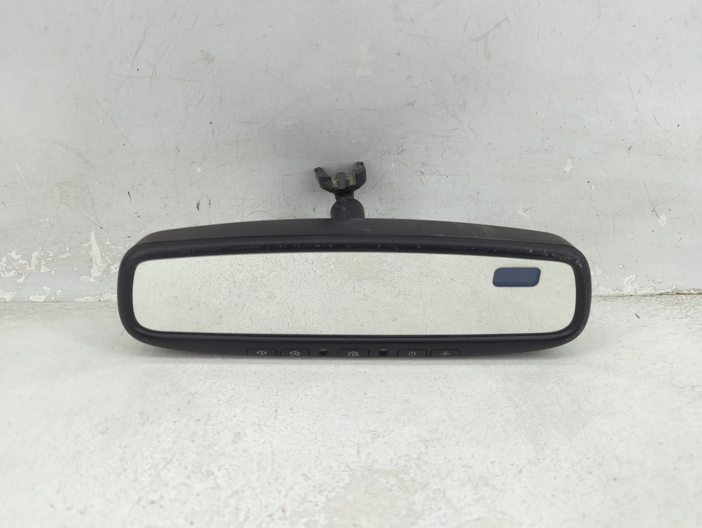 2008-2013 Nissan Armada Interior Rear View Mirror Replacement OEM P/N:4112A-ZTVHL3 Fits OEM Used Auto Parts - Oemusedautopar