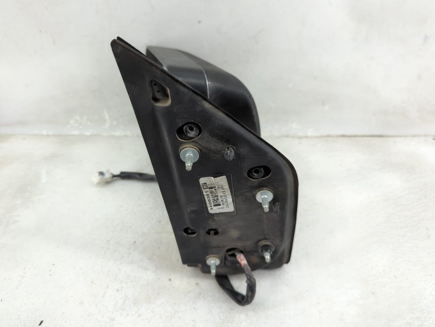 2005-2015 Nissan Armada Driver Side View Mirror - Left Door Mirror OEM Used - Oemusedautoparts1.com