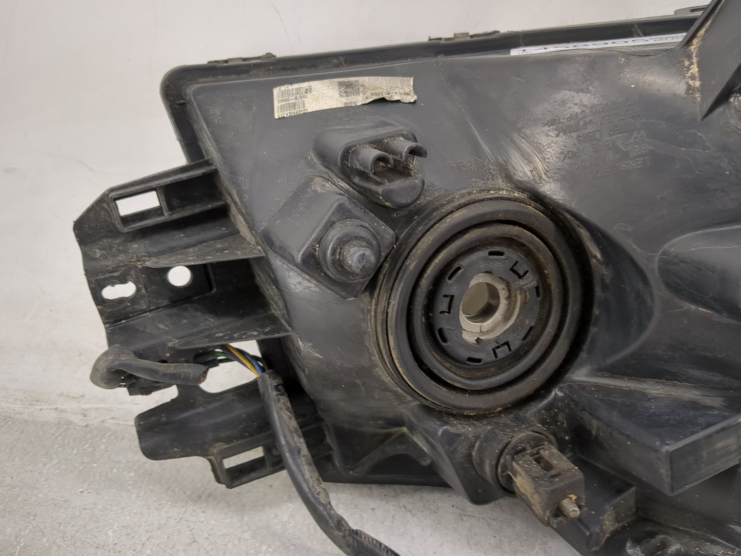 2008-2015 Nissan Armada Driver Left Oem Head Light Headlight Lamp 1458905 - Oemusedautoparts1.com