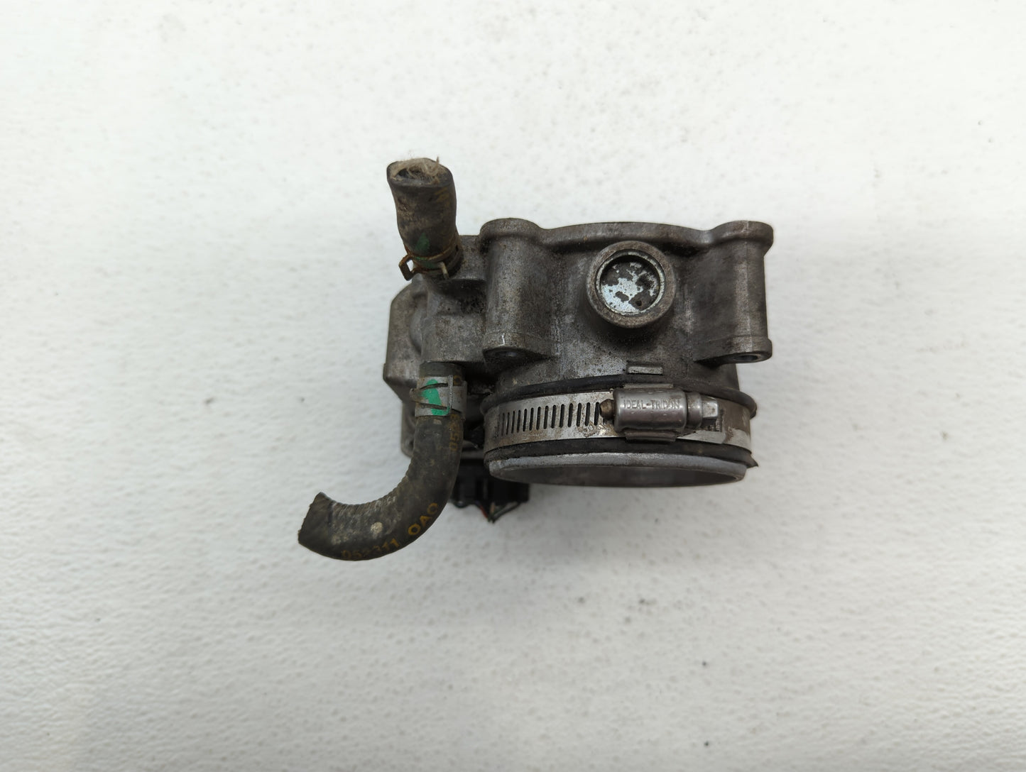 2005-2012 Nissan Armada Throttle Body P/N:16119 7S000 A 16119 7S000 Fits OEM Used Auto Parts - Oemusedautoparts1.com