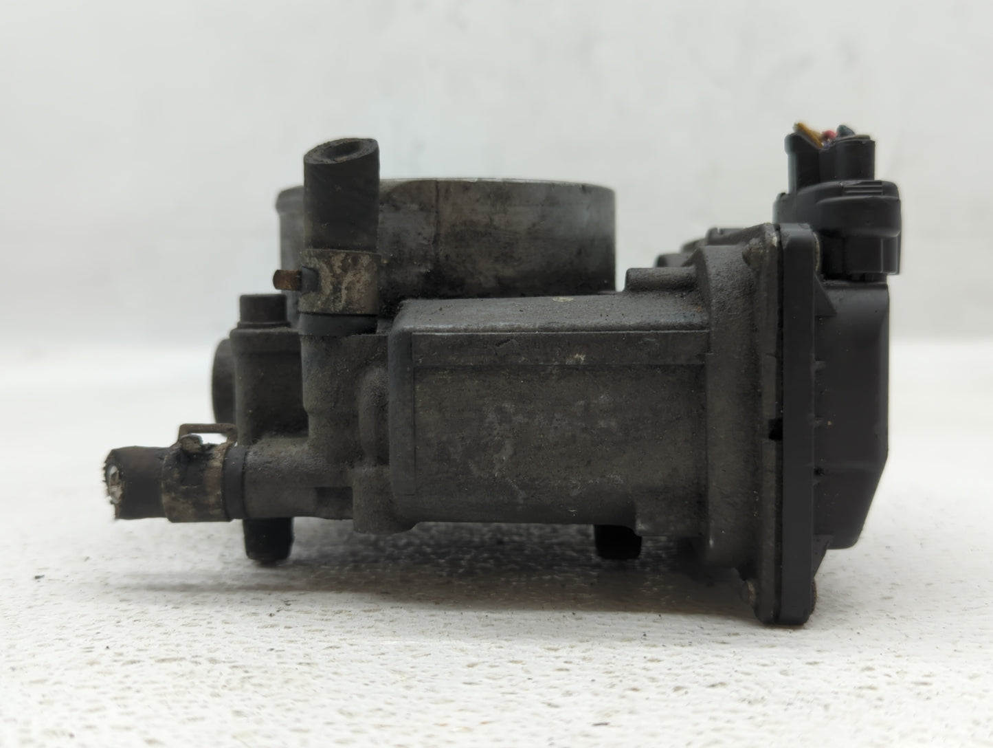 2005-2012 Nissan Armada Throttle Body P/N:16119 7S000 16119 7S000 A Fits OEM Used Auto Parts - Oemusedautoparts1.com