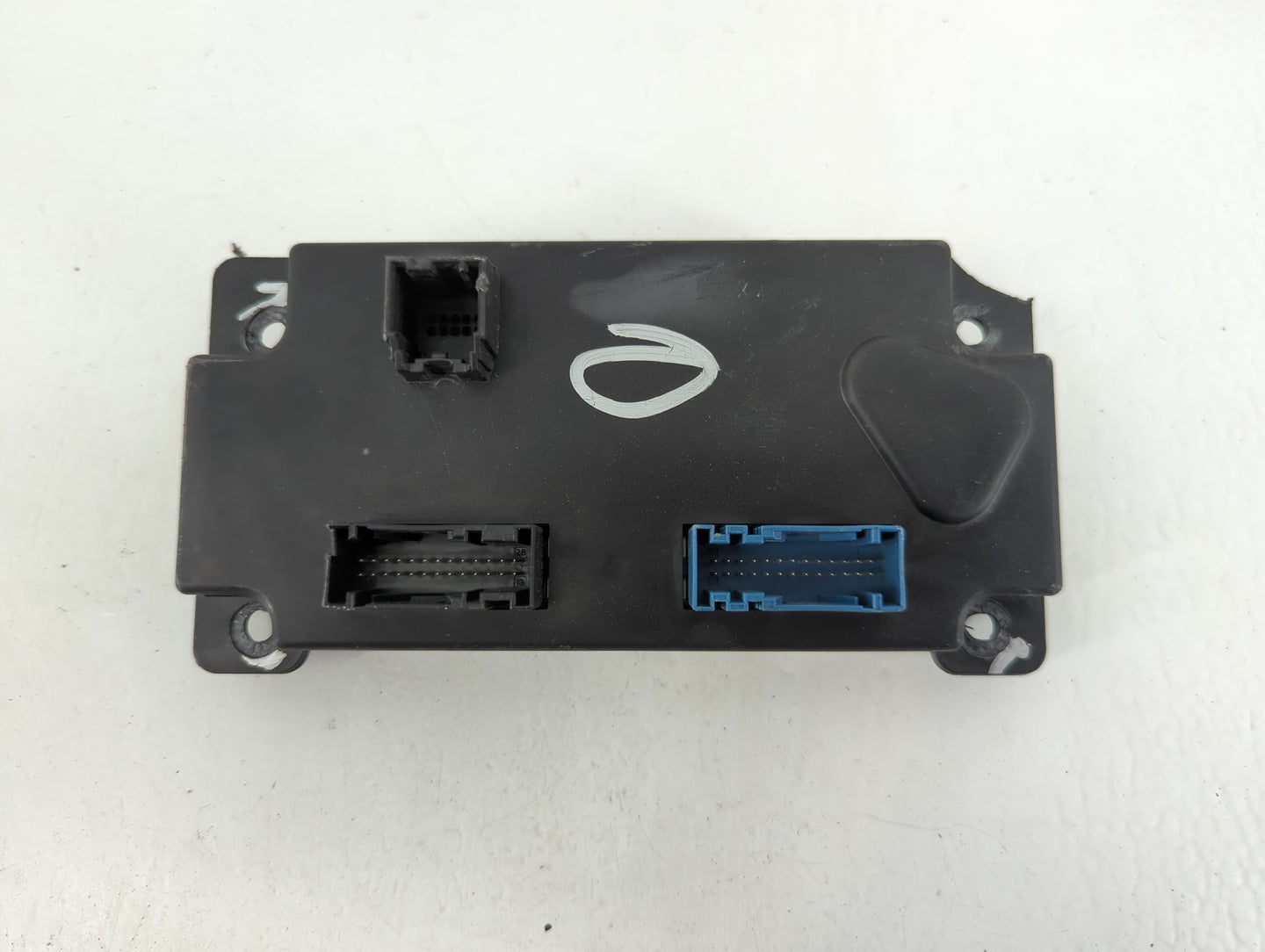 2010-2011 Nissan Armada PCM Engine Control Computer ECU ECM PCU OEM P/N:27500 9GA0A Fits Fits 2010 2011 OEM Used Auto Parts 