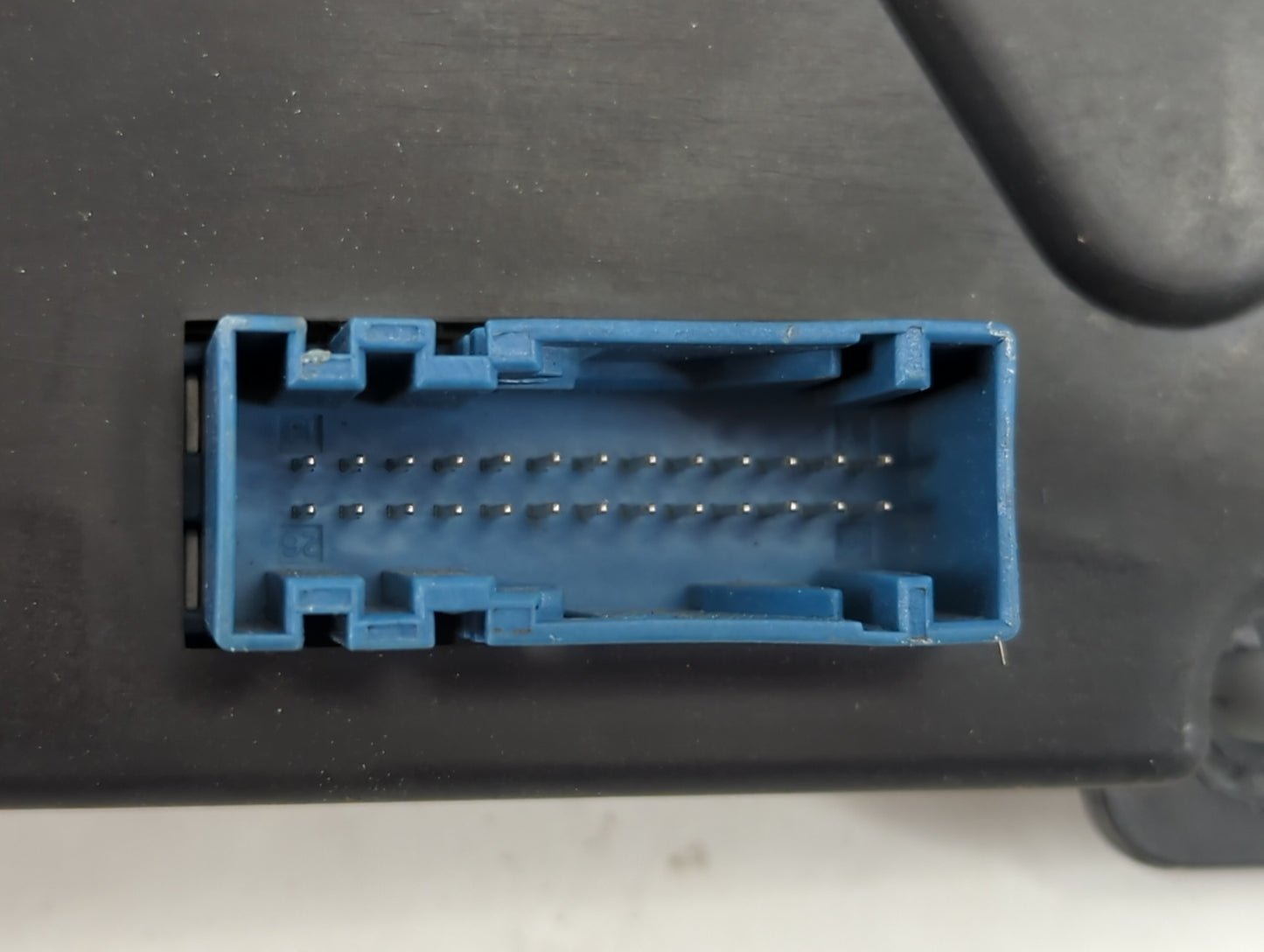 2010-2011 Nissan Armada PCM Engine Control Computer ECU ECM PCU OEM P/N:27500 9GA0A Fits Fits 2010 2011 OEM Used Auto Parts 