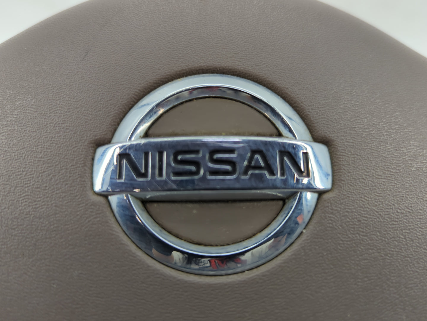 2010-2011 Nissan Armada Air Bag Driver Left Steering Wheel Mounted - Oemusedautoparts1.com